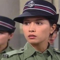 九彩霸王花 - 7AxpKd8NQQlkLLatGIDfywwEJJC.jpg