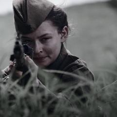 女狙击手 - 9q11rNi2hCla4KoiqQq3IRTMPHL.jpg